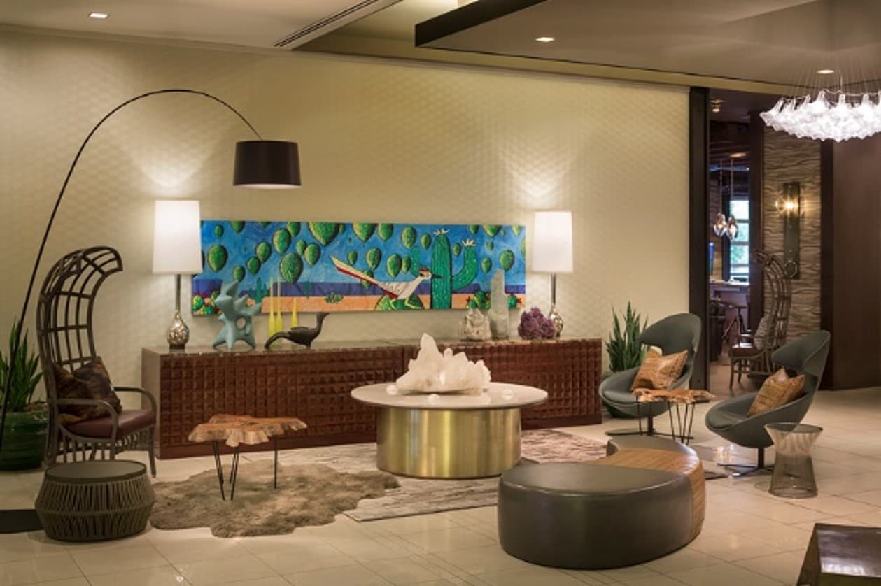 Renaissance hotel Phoenix lobby